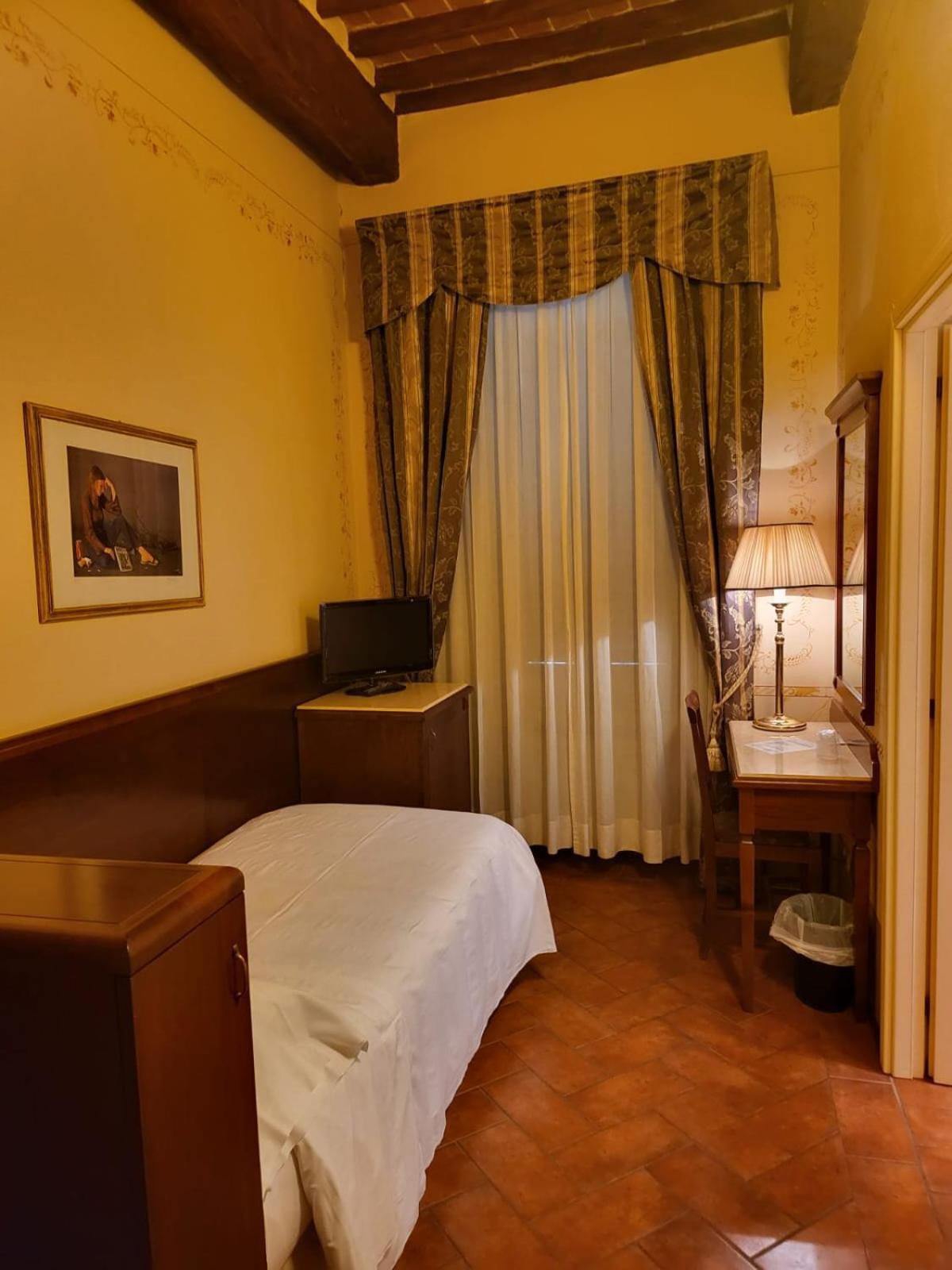 Hotel Logge Dei Mercanti Monte San Savino Exteriér fotografie
